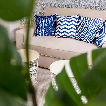 Horoko Apartments By Gaiarooms-3